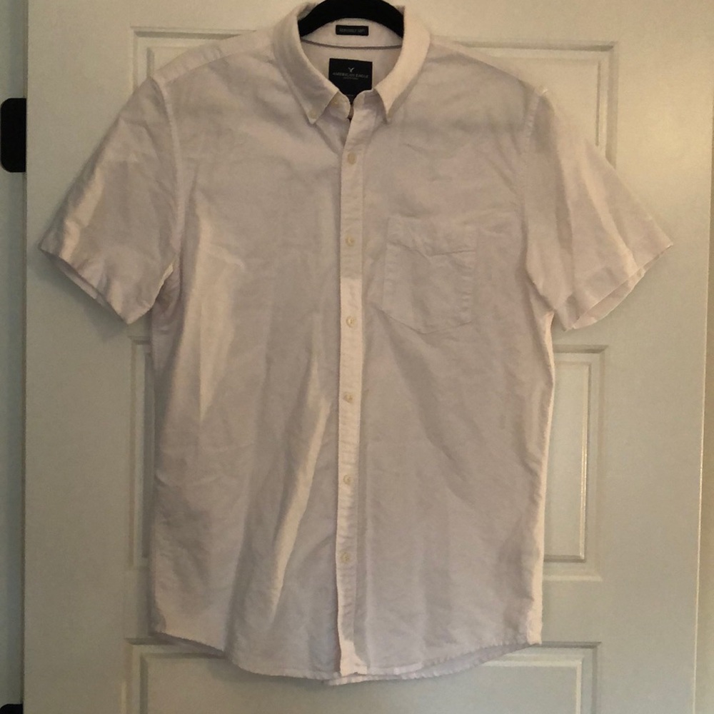 American Eagle short sleeve button down shirt